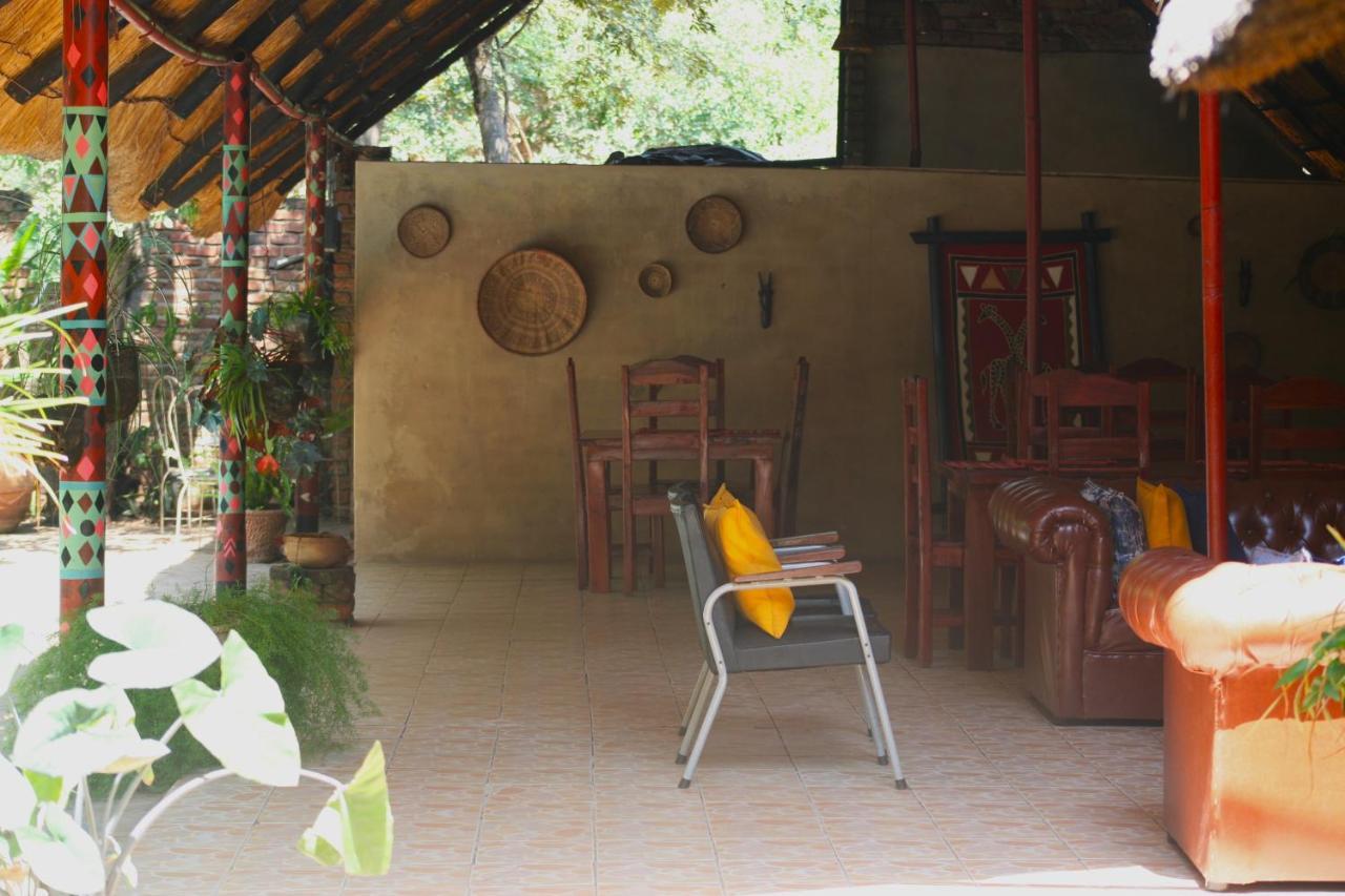 Mawuya Lodge ヴィクトリア・フォールズ エクステリア 写真