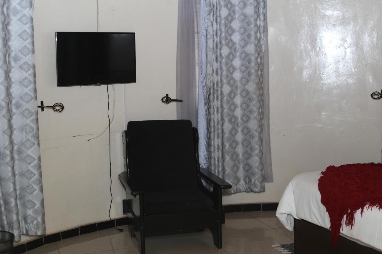 Mawuya Lodge ヴィクトリア・フォールズ エクステリア 写真